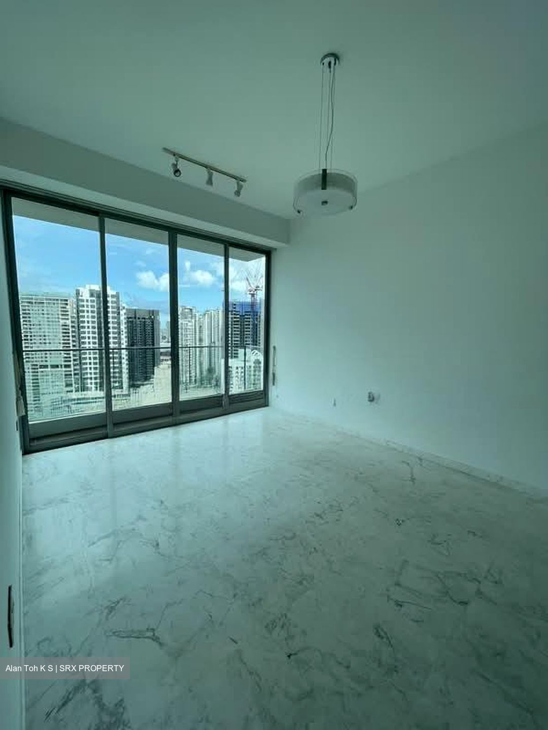 One Devonshire (D9), Condominium #575716221
